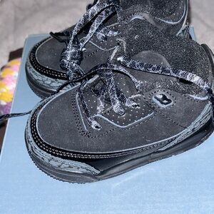 Jordan Kids Black and Gray Sneakers